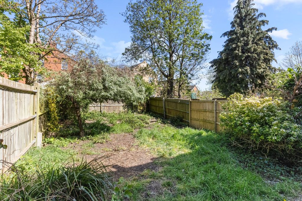 Property photo 3 of 18