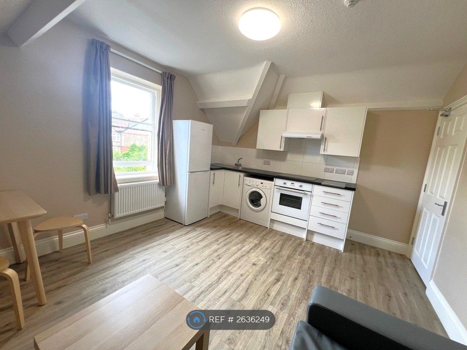 Property photo 2 of 13