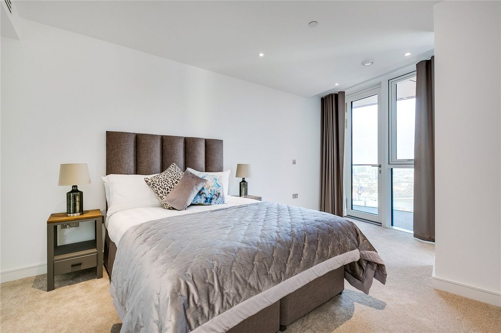 Property photo 3 of 14 Picture No. 10