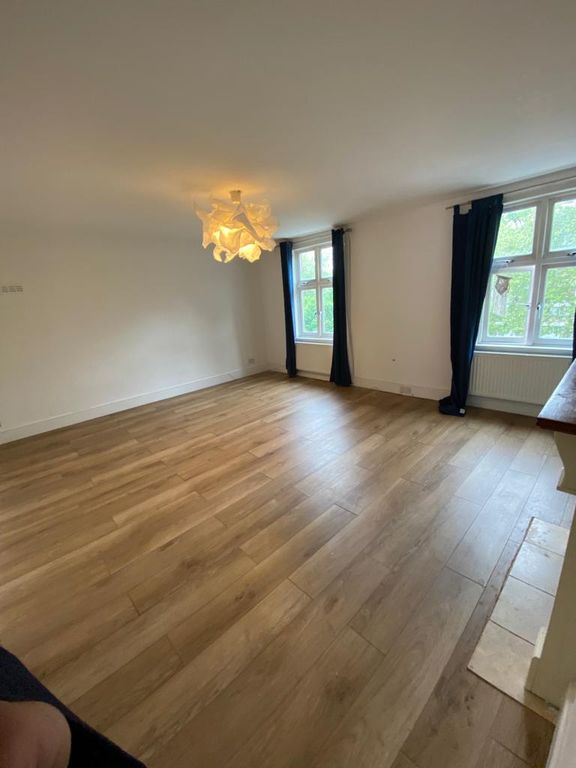Property photo 1 of 17 B6ba98c8-B4F5-4A99-9B9c-B58B1683A93F.Jpg