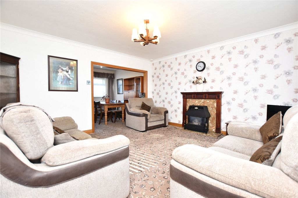 Property photo 2 of 14 Picture No. 08