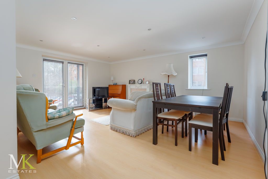 Property photo 2 of 10 Photo 7