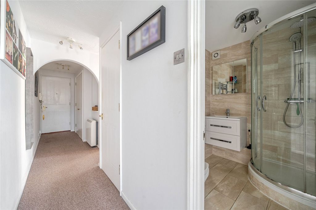 Property photo 3 of 15 Picture No. 05