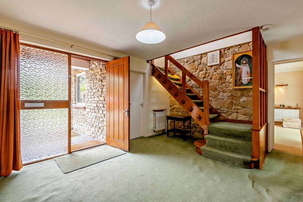 Property photo 3 of 22 Hall