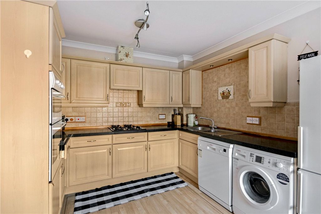 Property photo 2 of 11 Picture No. 07