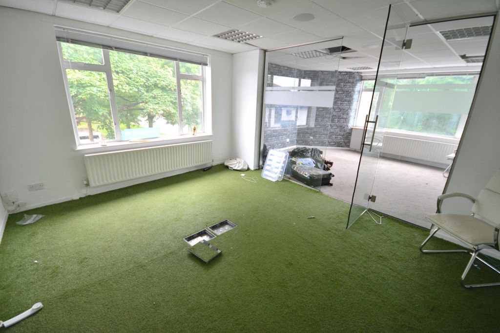 Property photo 1 of 6 Office One