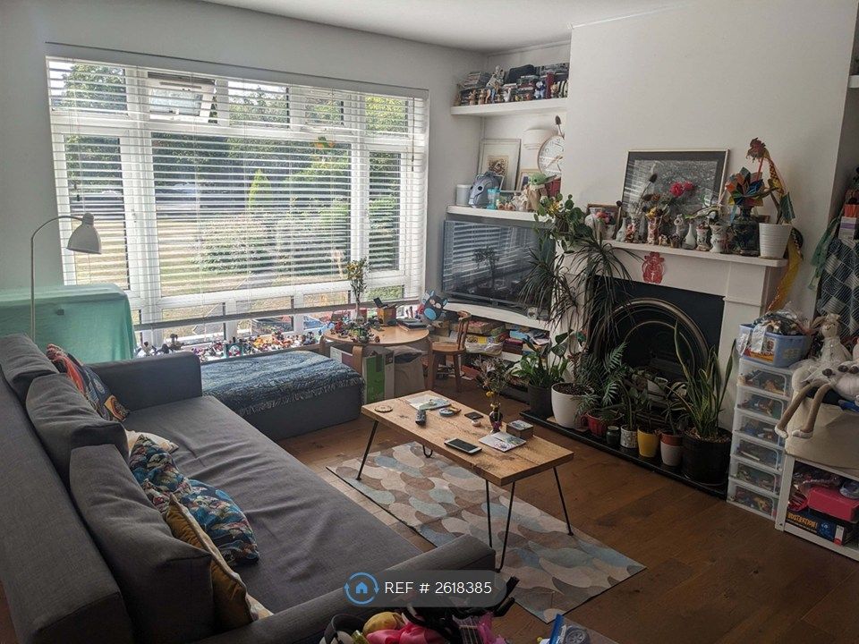 Property photo 2 of 14
