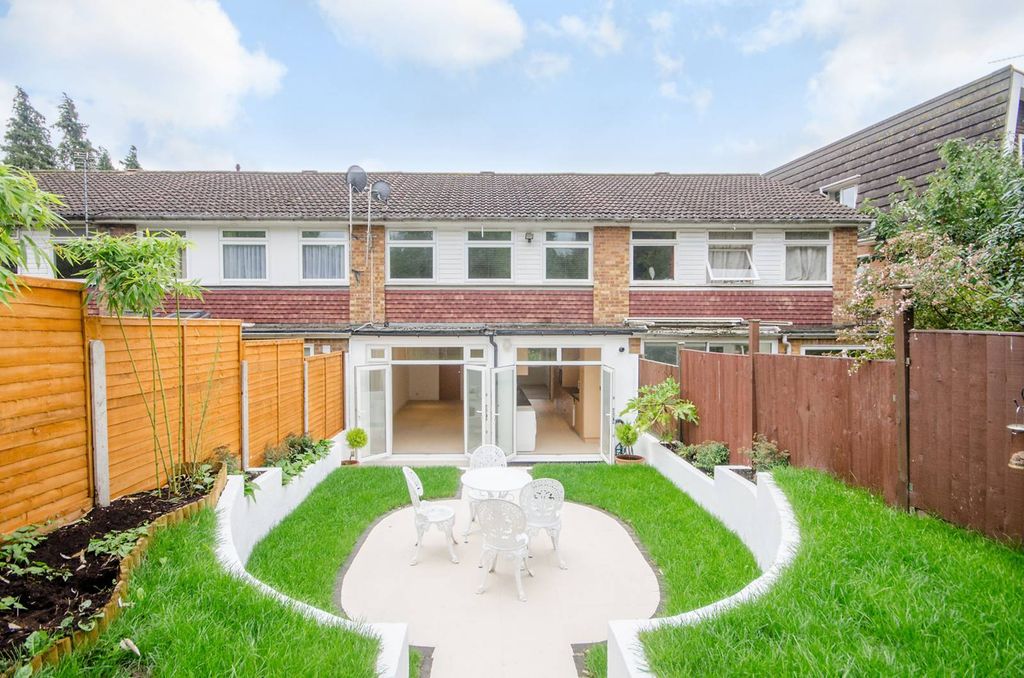 Property photo 2 of 14