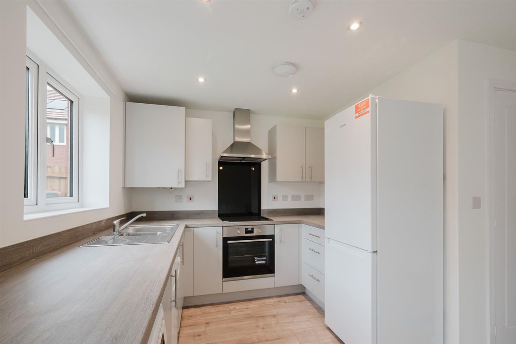 Property photo 3 of 12 P1955548.Jpg