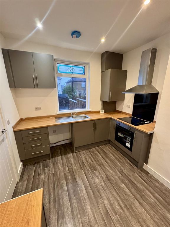 Property photo 2 of 33 Img_8143.Jpeg