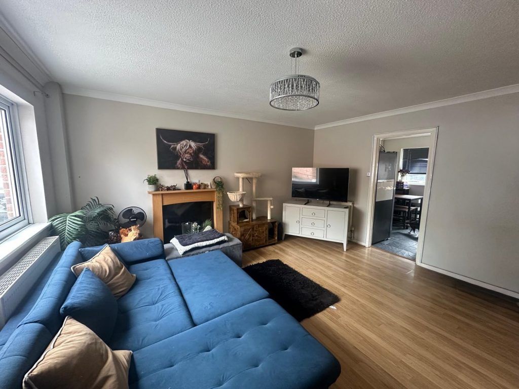 Property photo 2 of 7