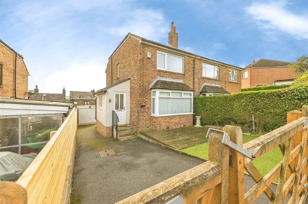 Property photo 2 of 16
