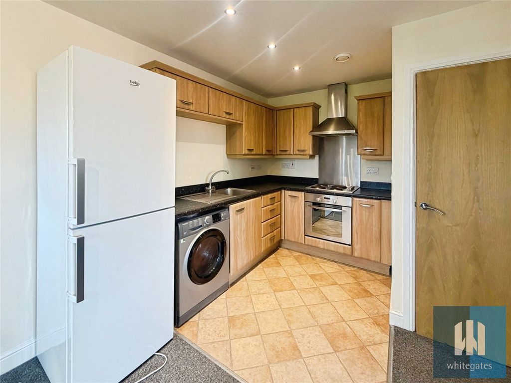 Property photo 2 of 14 Picture No. 53