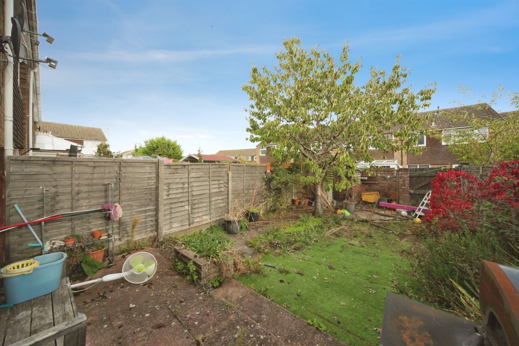 Property photo 3 of 10