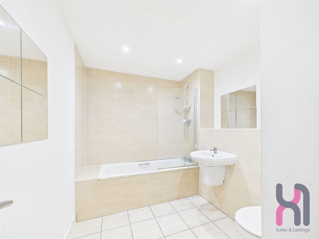 Property photo 2 of 9 Picture No. 07