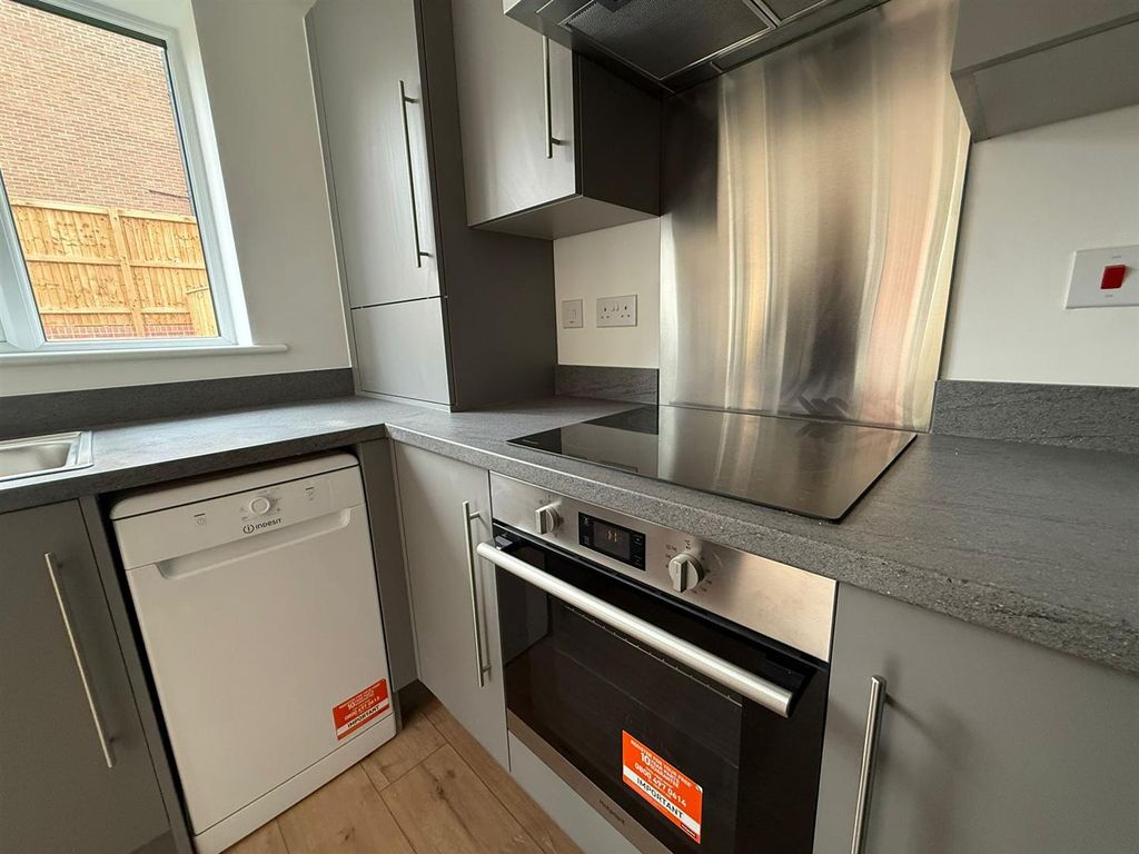 Property photo 2 of 20 3Ab712A7-A6F7-427E-8F01-c33ce79A4Fd3.Jpg