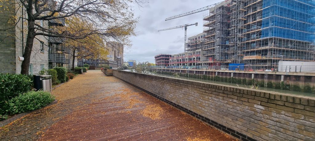 Property photo 3 of 3