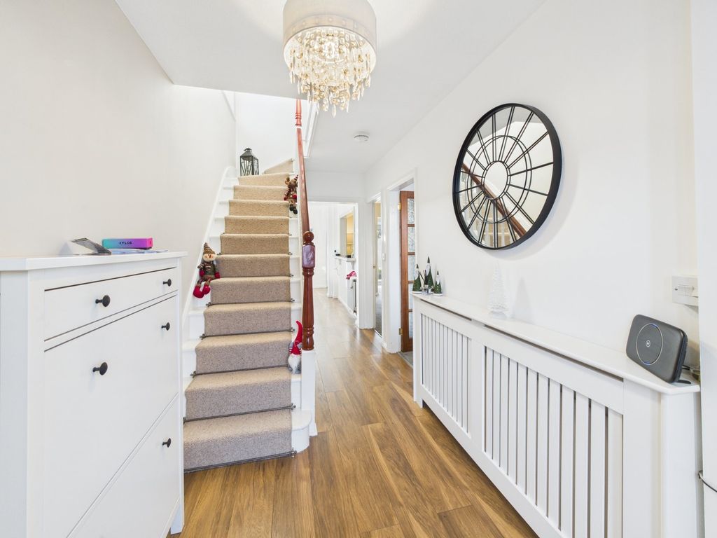 Property photo 2 of 17 Picture No. 01