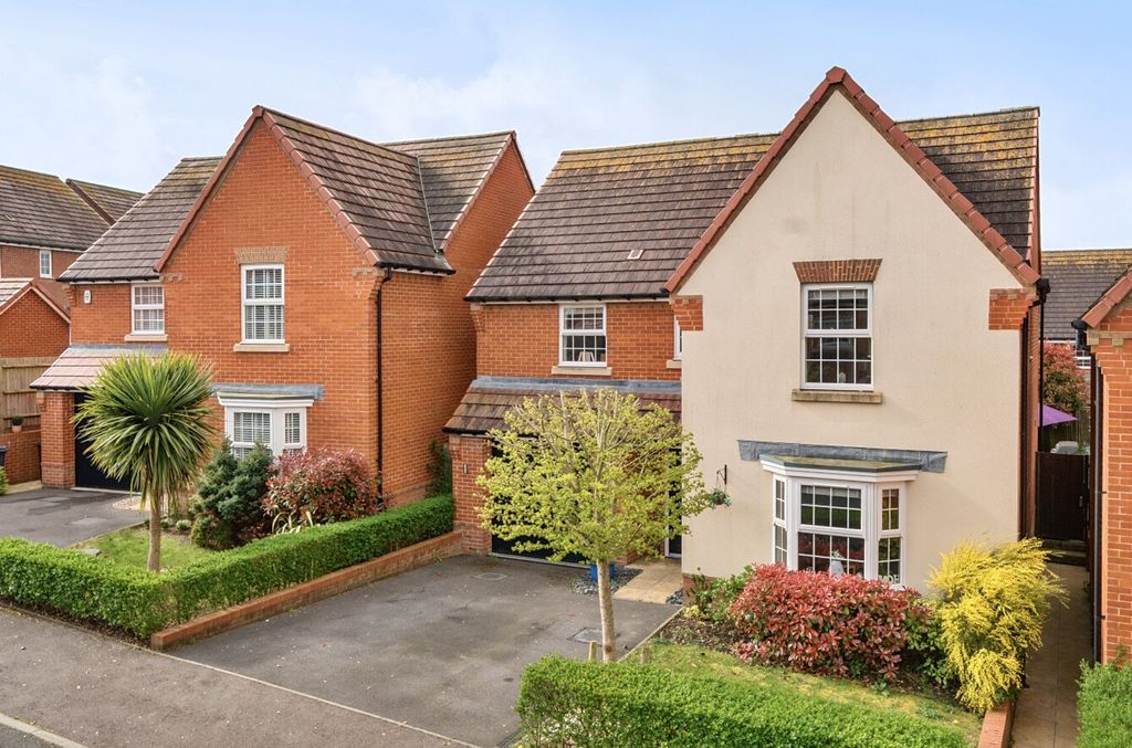 Property photo 1 of 29