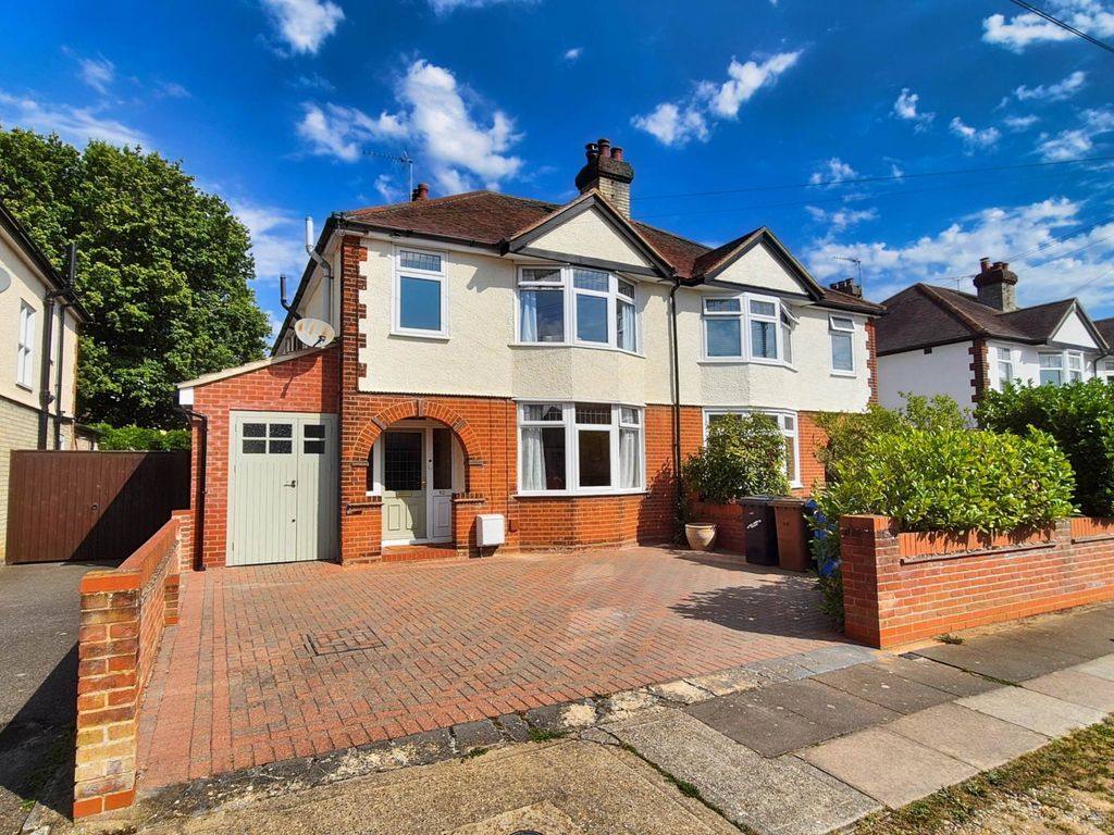 Property photo 1 of 24
