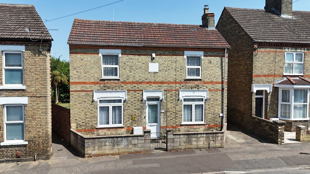 Property photo 3 of 21