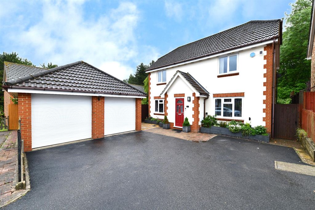 Property photo 1 of 19 Snapedit_1748418491837.Png