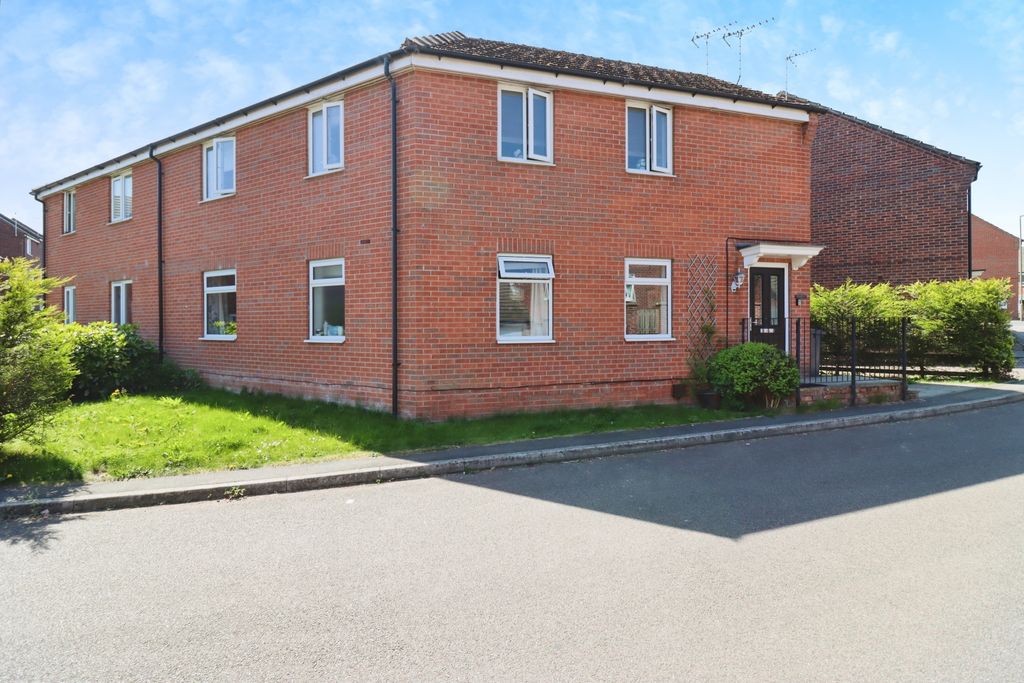 Property photo 1 of 14