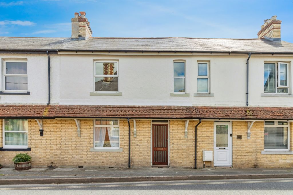 Property photo 1 of 3