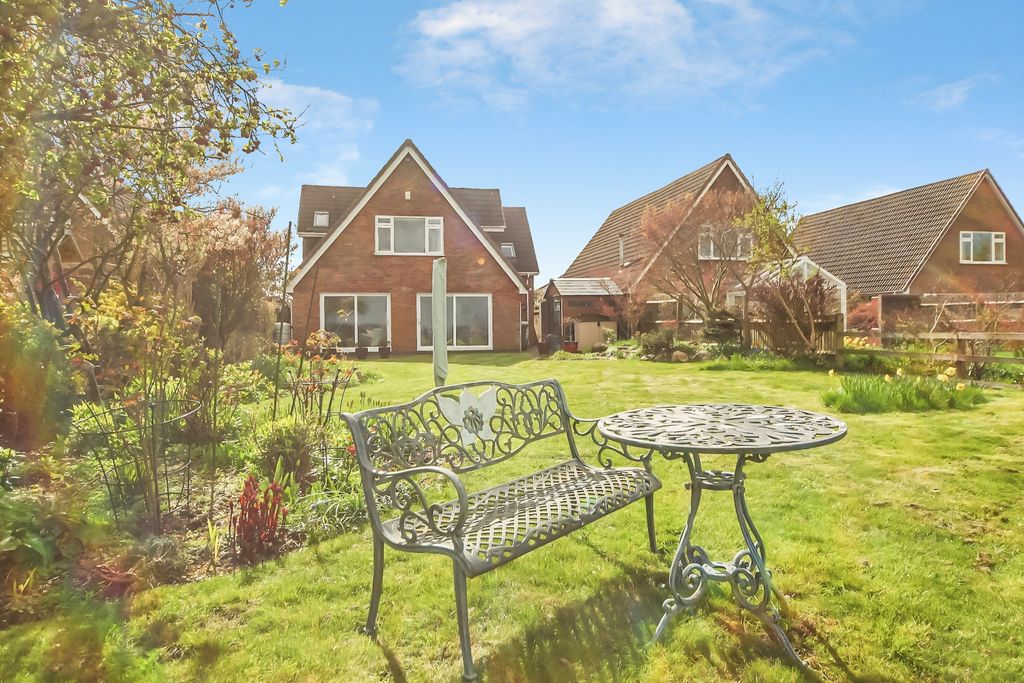 Property photo 1 of 29 629Eeab2-Image00049.Jpg