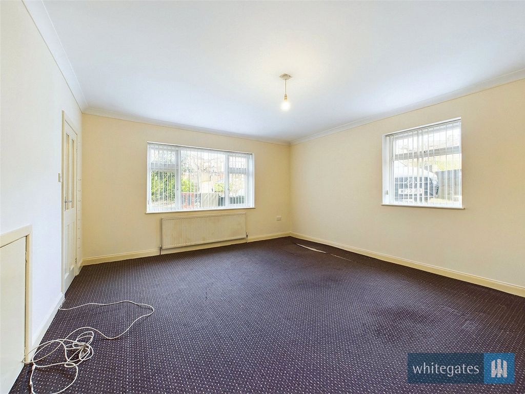 Property photo 3 of 15 Picture No. 08