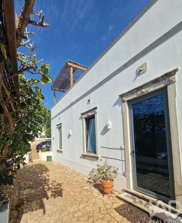 Property photo 3 of 30