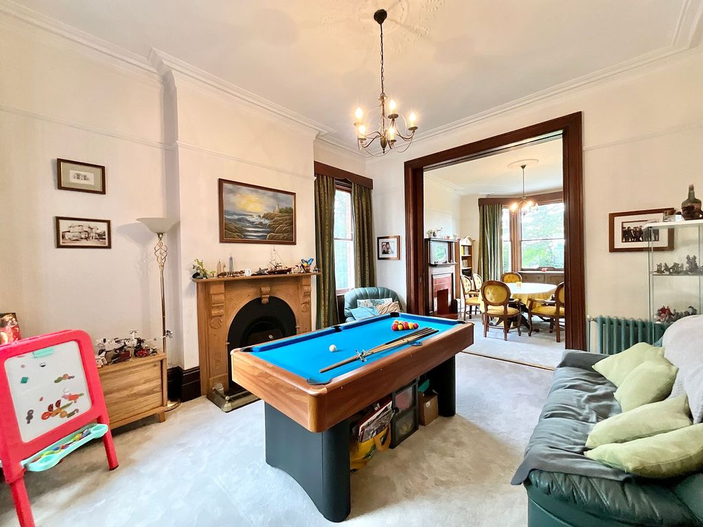 Property photo 3 of 50