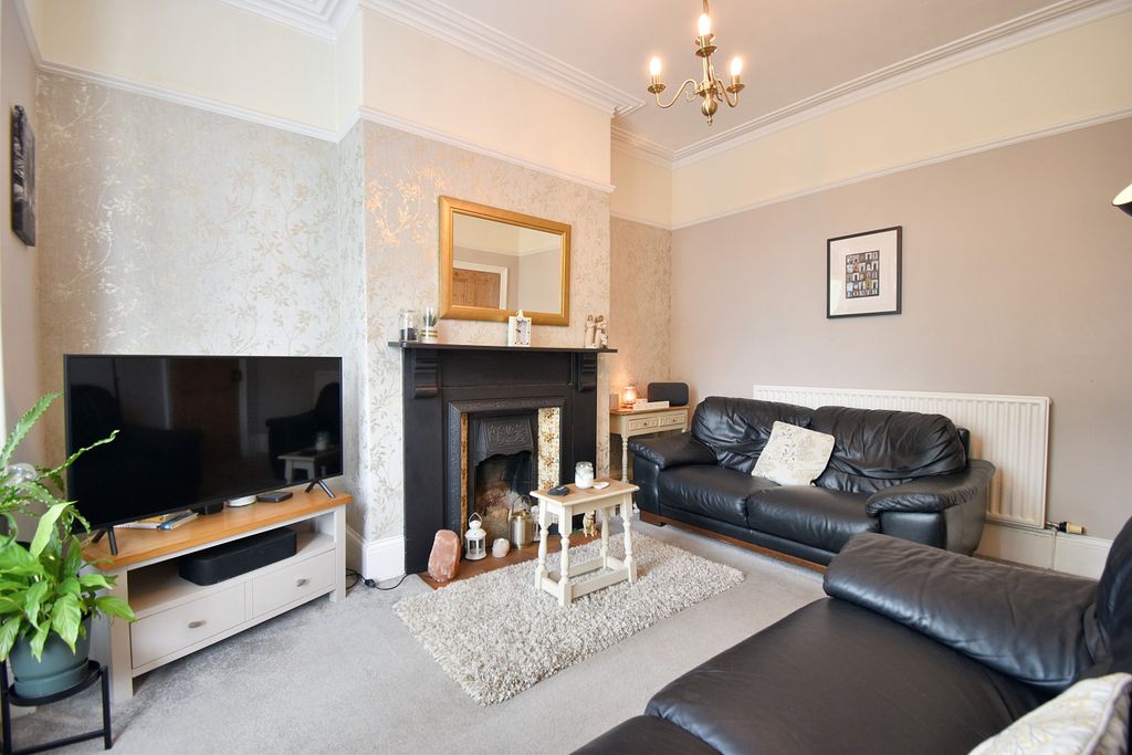 Property photo 3 of 18 Victoria Rd (7)