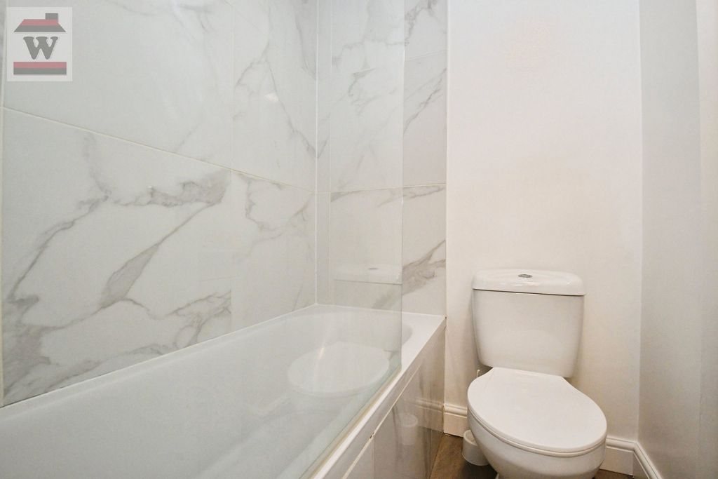 Property photo 3 of 3