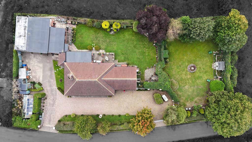 Property photo 1 of 49 20250927_103912000_Ios