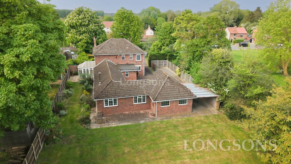 Property photo 2 of 38