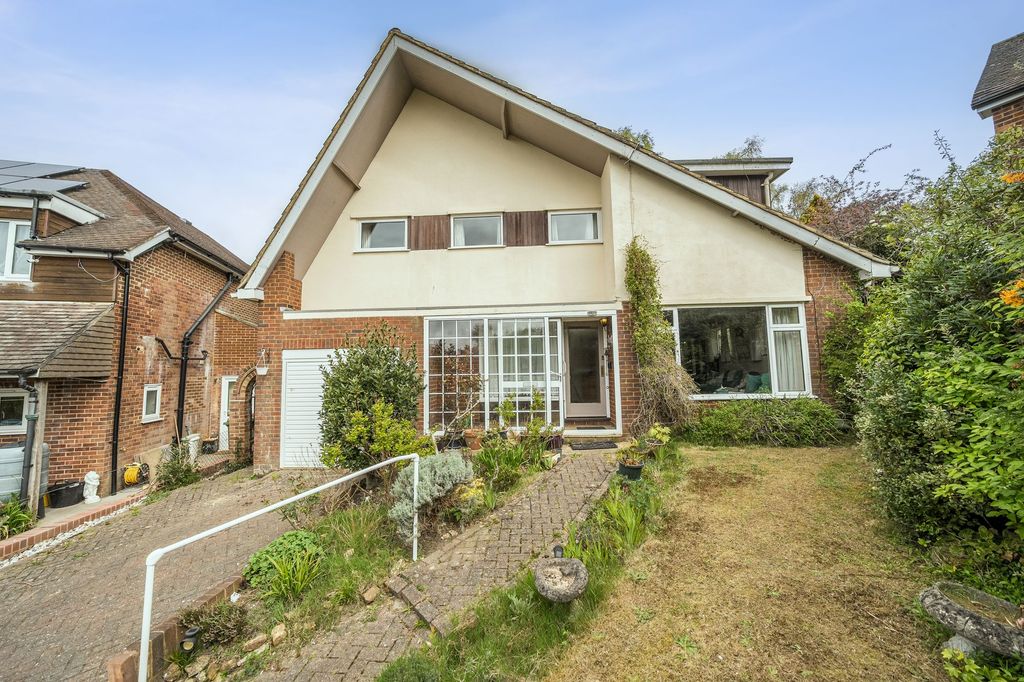Property photo 2 of 17