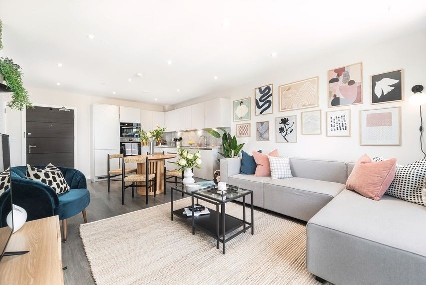 Property photo 2 of 7 Photo 2