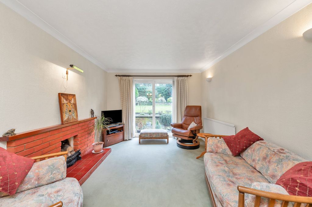 Property photo 3 of 21