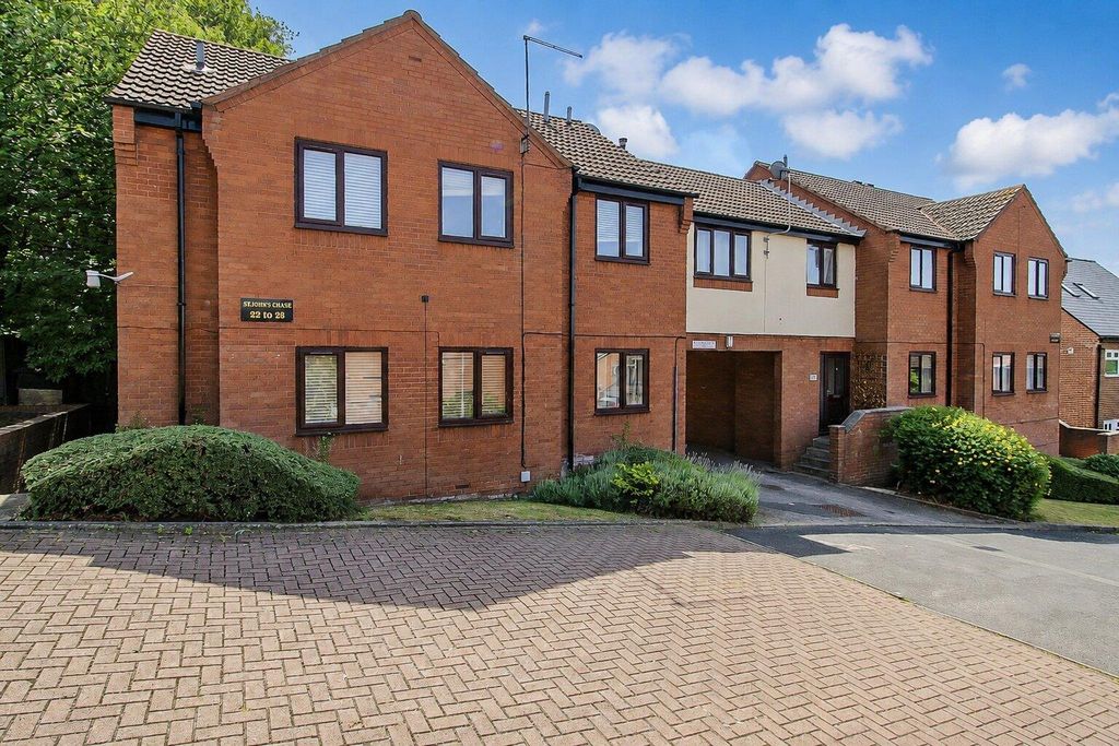 Property photo 1 of 7