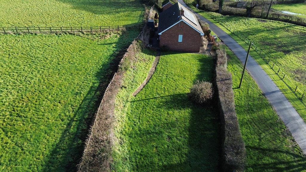 Property photo 3 of 17