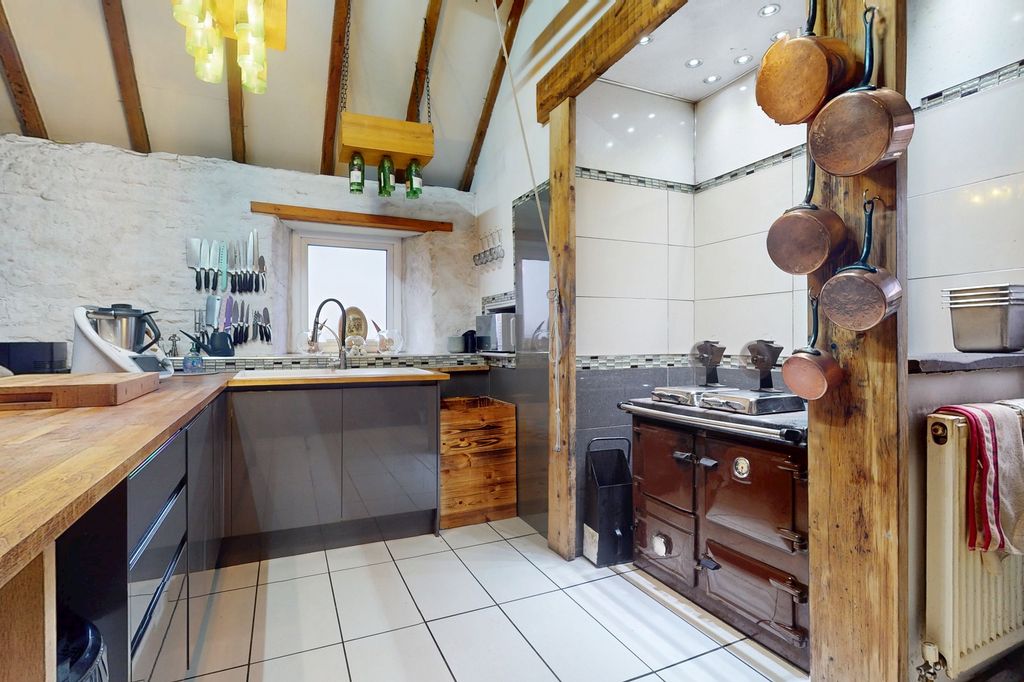 Property photo 3 of 29 Not Specified