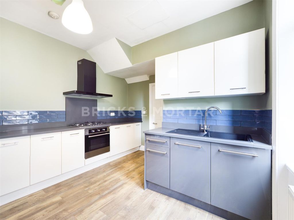 Property photo 3 of 14 P7Unydvjium1Exy7Bbwz8G.Jpg