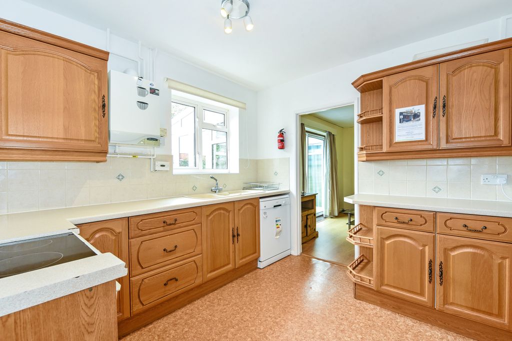 Property photo 3 of 17