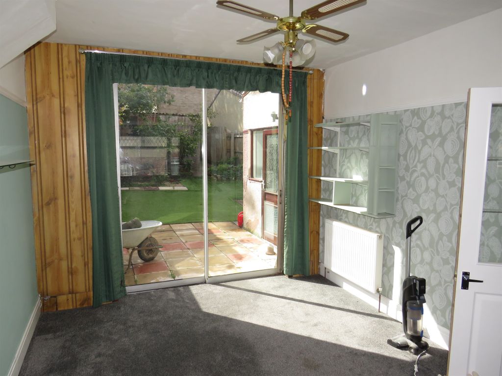 Property photo 3 of 16