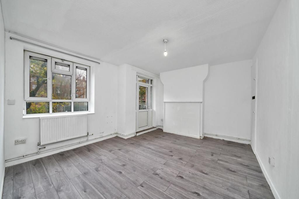 Property photo 2 of 13 4804631