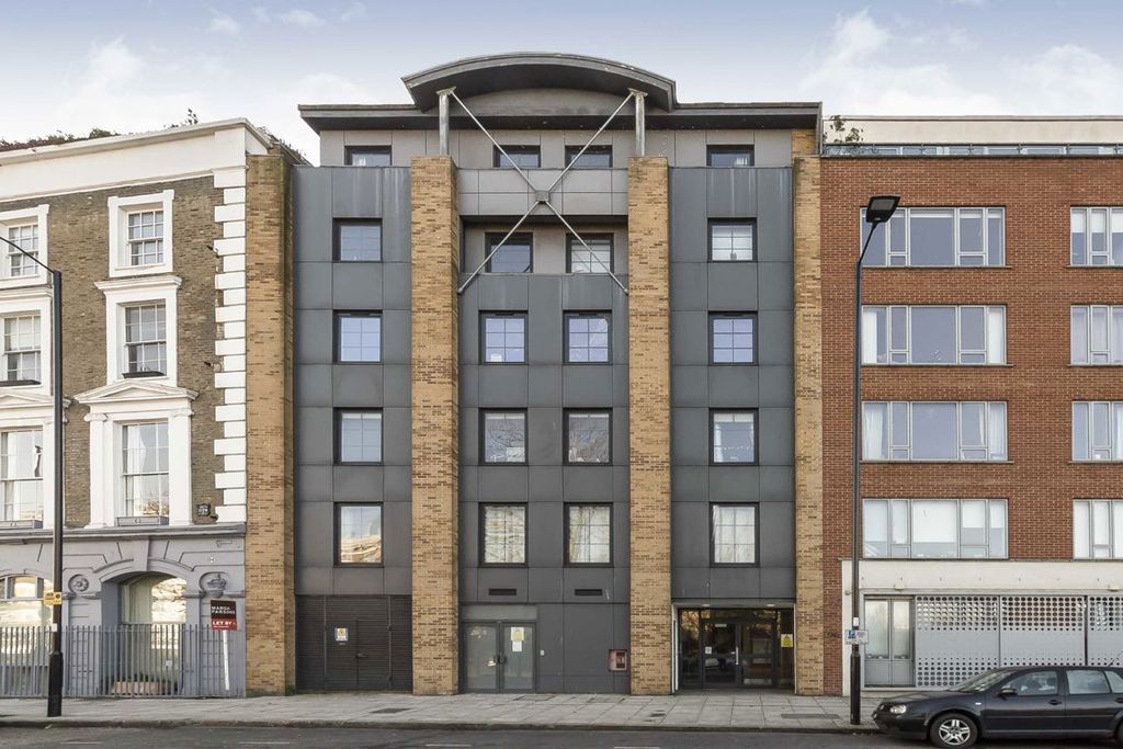 Property photo 1 of 5