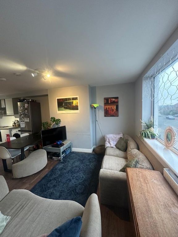 Property photo 2 of 14 9125601.Jpg