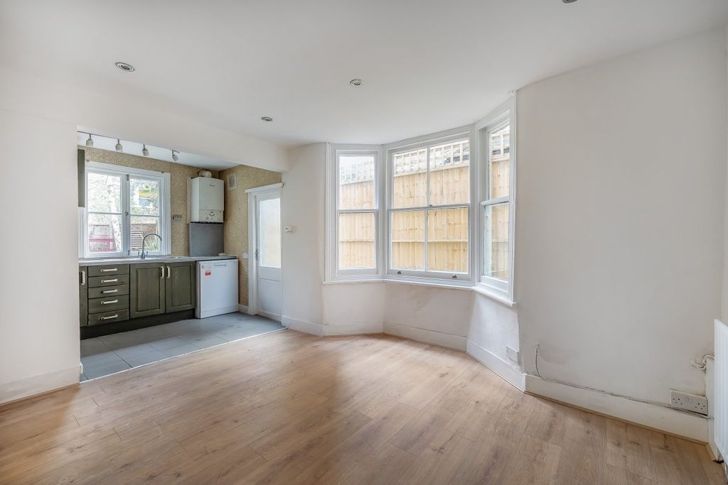 Property photo 2 of 10 1227367 (3)