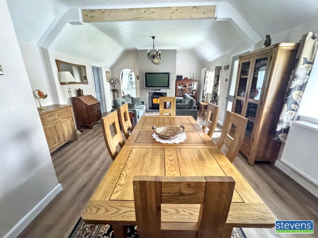 Property photo 3 of 30 Img_0081